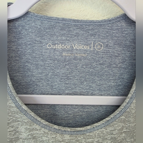 Outdoor Voices bra top, light blue and pink, size M - Picture 3 of 9